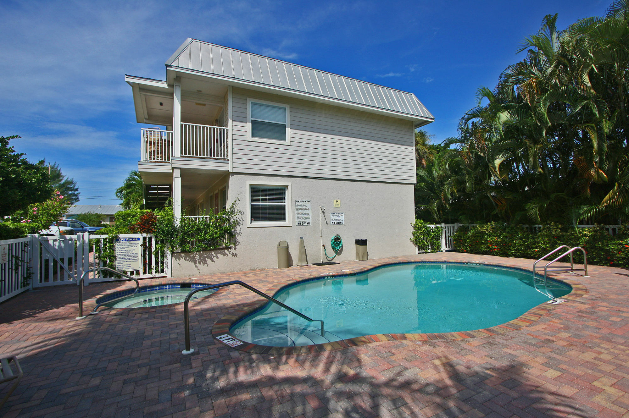 Beach Club At Anna Maria Island By Rva Bradenton Beach Exterior photo