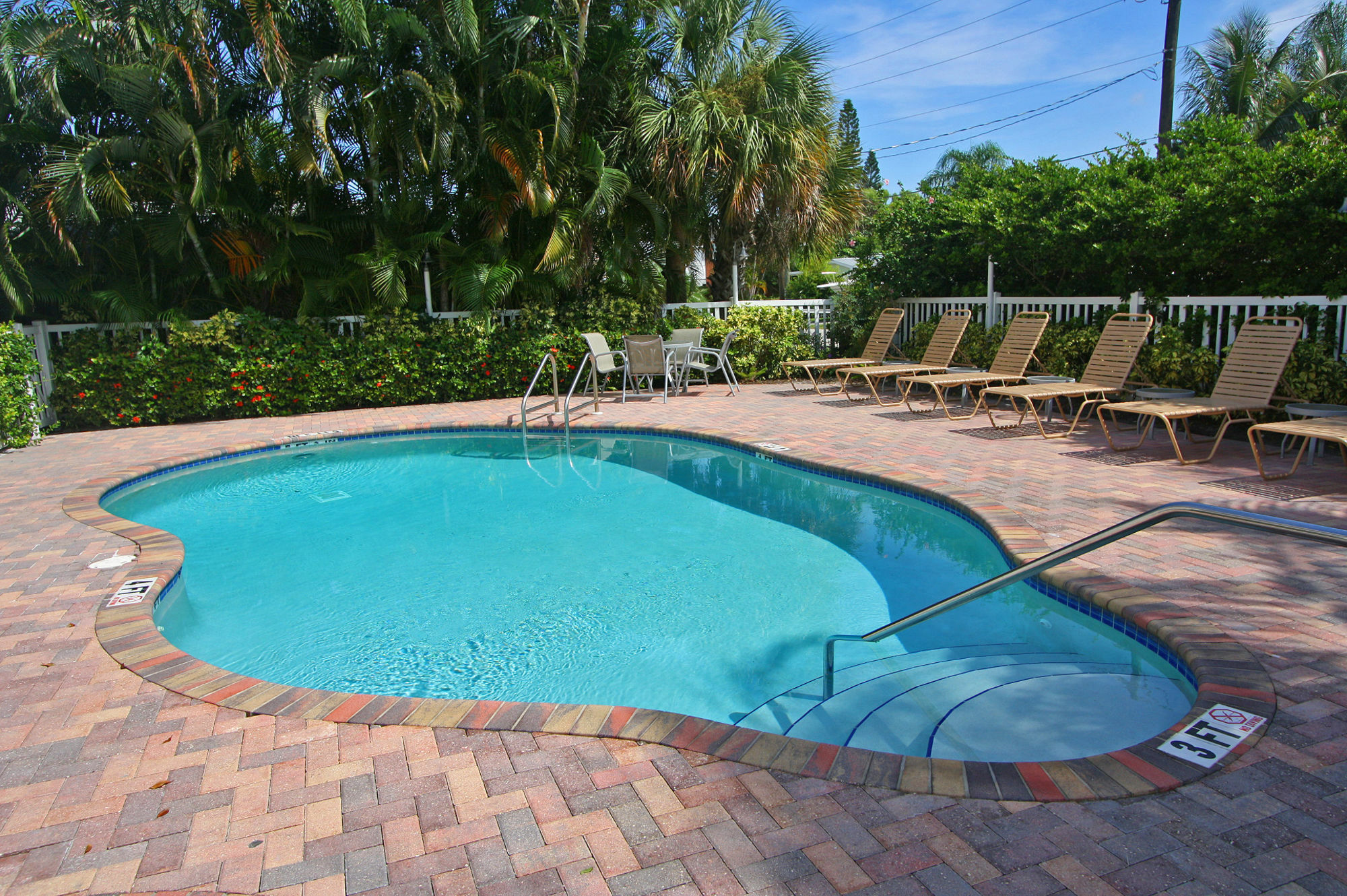 Beach Club At Anna Maria Island By Rva Bradenton Beach Exterior photo